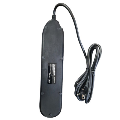 Мережевий подовжувач WUW C133 3 розетки + 4USB (2.1A / 2m)- чорний Мережевий подовжувач WUW C133 3 розетки + 4USB (2.1A / 2m)- чорний