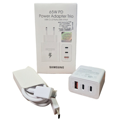 Мережевий зарядний пристрій Samsung (EP-TA800NBE) 65W PD (2 USB-C+USB-A) + кабель Type-C to Type-C- білий Мережевий зарядний пристрій Samsung (EP-TA800NBE) 65W PD (2 USB-C+USB-A) + кабель Type-C to Type-C- білий
