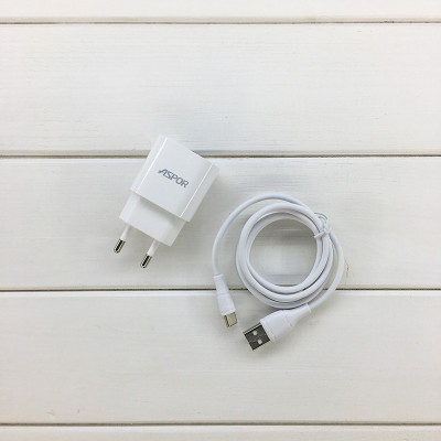 Мережевий зарядний пристрій Aspor A818 Plus (2.4A iQ) + USB кабель Type-C- білий Мережевий зарядний пристрій Aspor A818 Plus (2.4A iQ) + USB кабель Type-C- білий