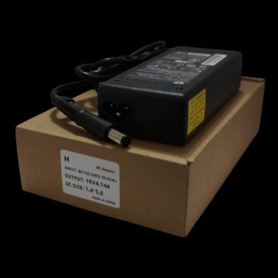 Блок живлення для ноутбука HP 19V/4.74A (7.4 * 5.0) без мережевого кабелю Блок живлення для ноутбука HP 19V/4.74A (7.4 * 5.0) без мережевого кабелю