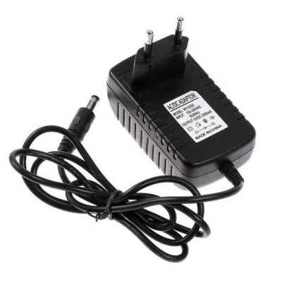 Мережевий зарядний пристрій 12V/1A (5.5 * 2.5mm) Мережевий зарядний пристрій 12V/1A (5.5 * 2.5mm)
