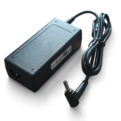 Блок живлення для ноутбука Asus 19V/1.75A (4.0*1.35) без мережевого кабелю Блок живлення для ноутбука Asus 19V/1.75A (4.0*1.35) без мережевого кабелю