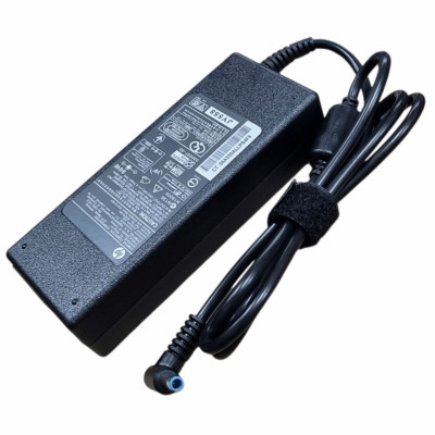 Блок живлення для ноутбука HP 19V/4.74A (4.5*3.0) без мережевого кабелю Блок живлення для ноутбука HP 19V/4.74A (4.5*3.0) без мережевого кабелю