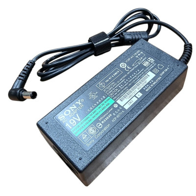 Блок живлення для ноутбука Sony 19V/3.42A (6.5*4.4) без мережевого кабелю Блок живлення для ноутбука Sony 19V/3.42A (6.5*4.4) без мережевого кабелю