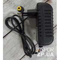 Мережевий зарядний пристрій 6V/2A (5.5 * 2.5mm) Мережевий зарядний пристрій 6V/2A (5.5 * 2.5mm)