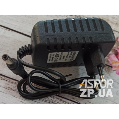 Мережевий зарядний пристрій 9V/1A (5.5 * 2.5mm) Мережевий зарядний пристрій 9V/1A (5.5 * 2.5mm)
